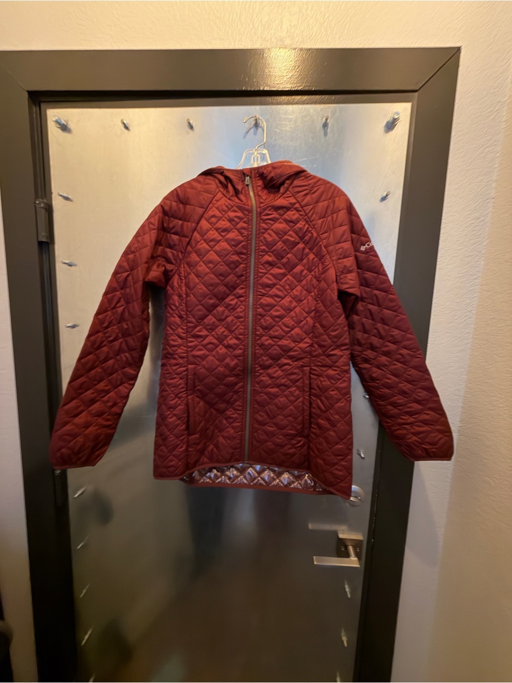 Columbia Quilted Hooded Jacket - Burgundy Size Medium, New Without Tags